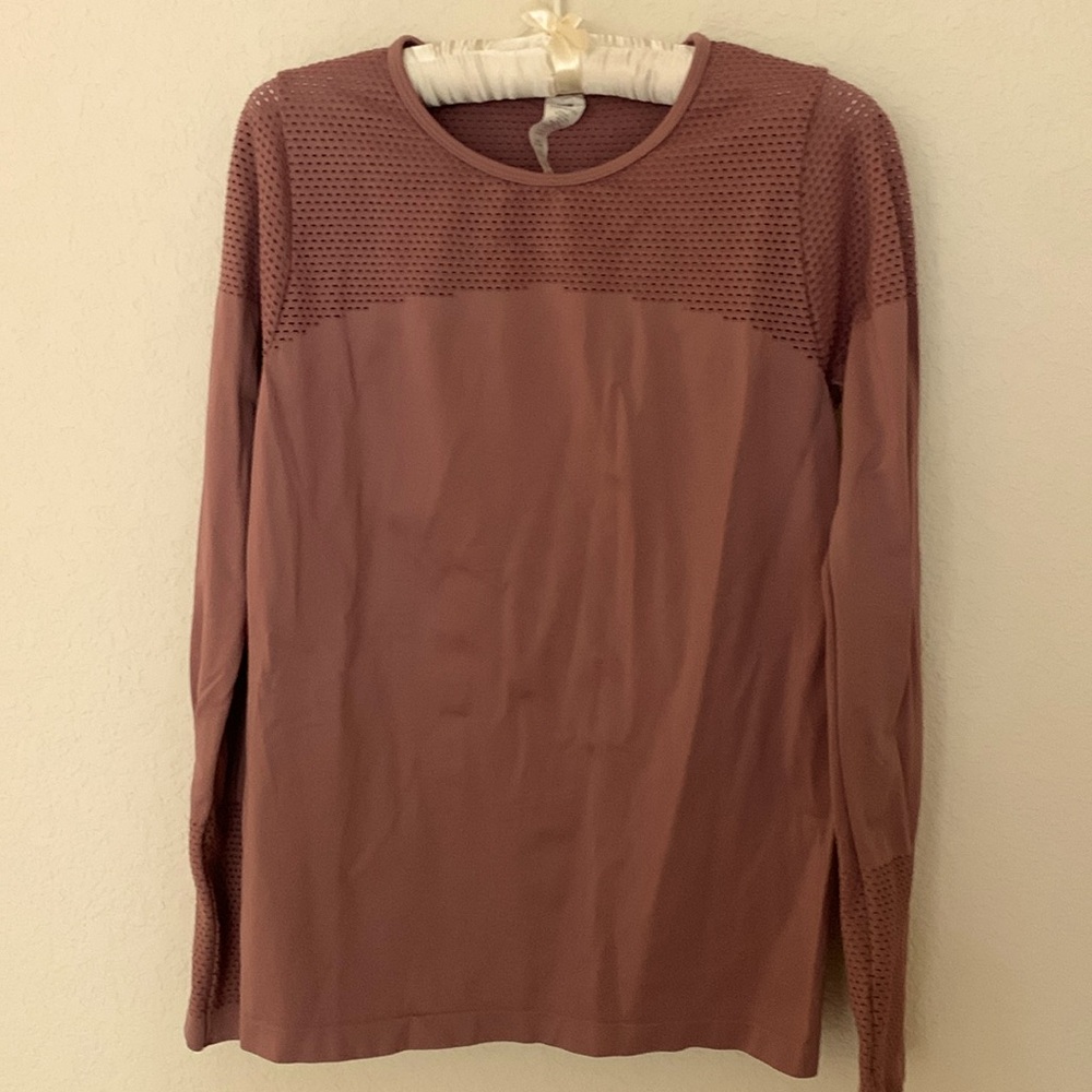 Fabletics stretchy top